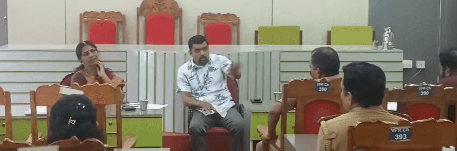 വണ്ടിപ്പെരിയാറിൽ വഴിയോര കൈയേറ്റങ്ങൾ ഒഴിപ്പിക്കുന്നു; ബസ് സർവീസുകൾക്കും പാർക്കിംഗിനും കർശന നിയന്ത്രണം ​ഗതാഗതക്കുരുക്കിന് ശാശ്വത പരിഹാരം കാണാൻ സംയുക്ത നടപടി